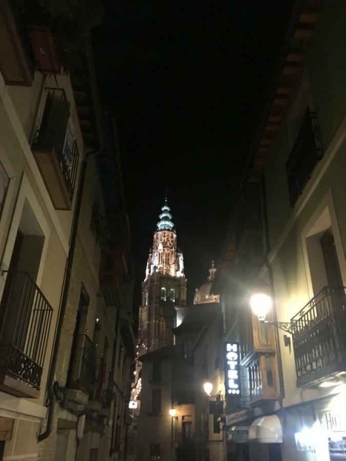 Appartamento Azotea De La Catedral Toledo Esterno foto